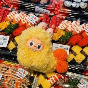 Labubu outfit cute tempura set fluffy and fun Labubu cloth